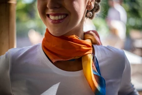 Céline selyemkendő (55x55 cm)